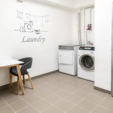 Jack'sapartment 100macquario